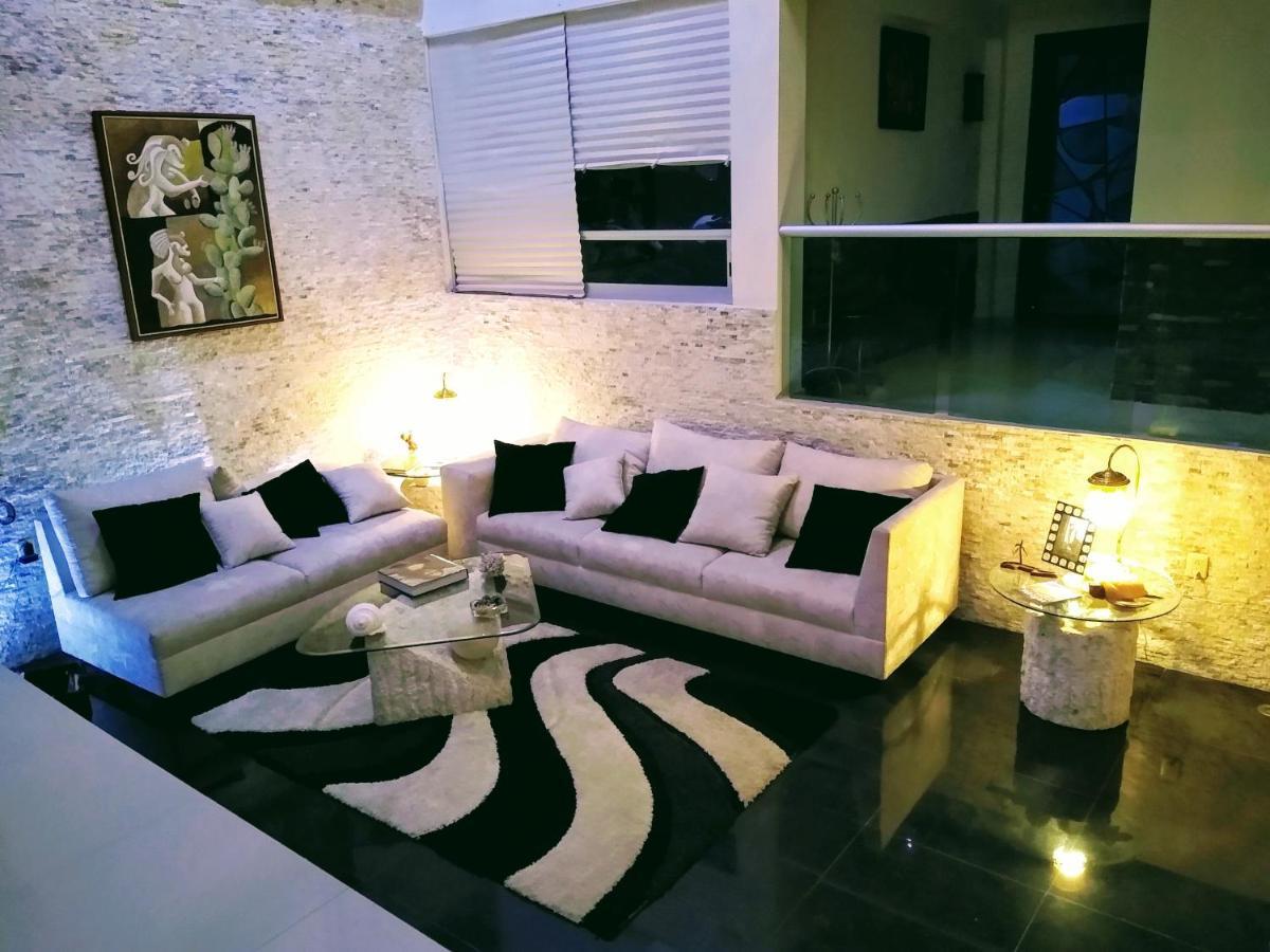 Habitaciones Business Class En Lomas De Angelopolis Tlaxcalancingo ภายนอก รูปภาพ